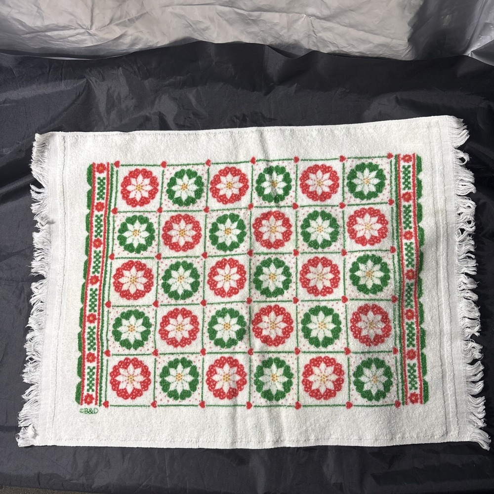 Vintage Christmas  70's Era. Kitchen‎ Towel.
